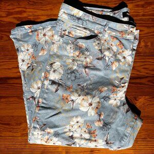 Nine West Floral Capri